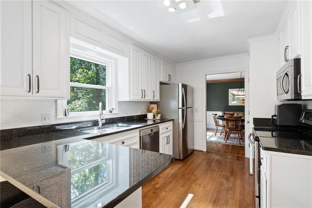 737 Dushea Court, Kennesaw, Georgia image 3