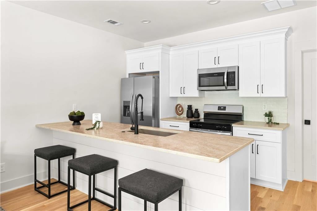 152 Berean SE
