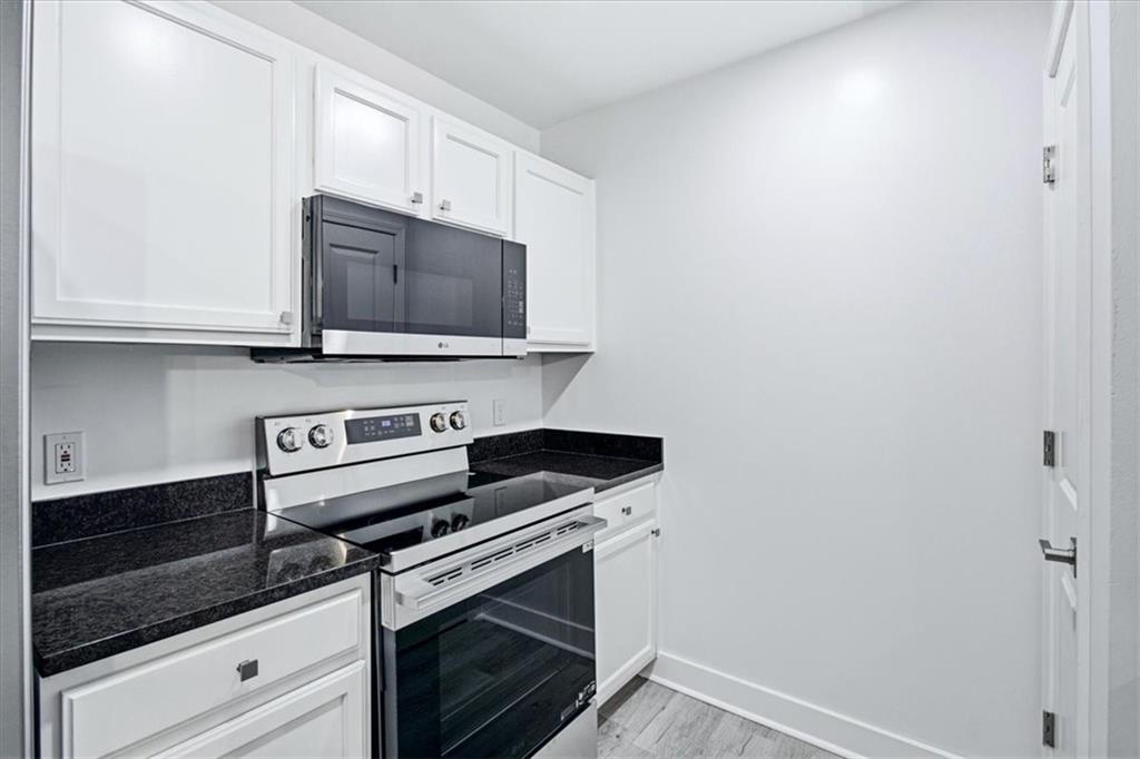 3040 Peachtree Road NW 313