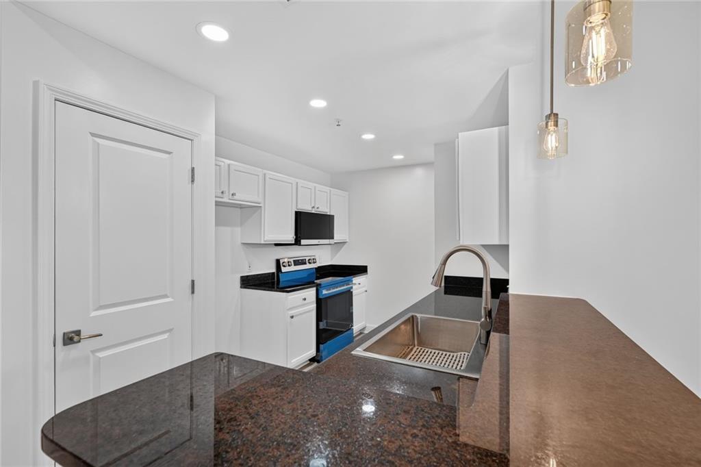 3040 Peachtree Road NW 313