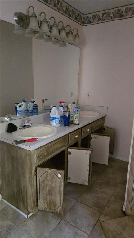 65 King James Court, Conyers, Georgia image 12