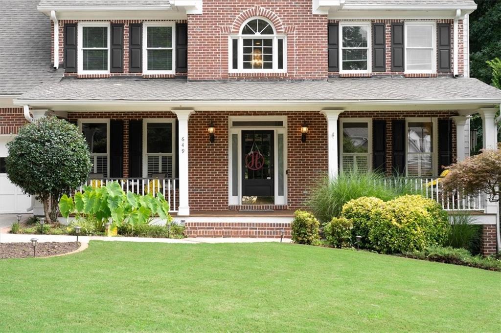 649 Goldenwood Court