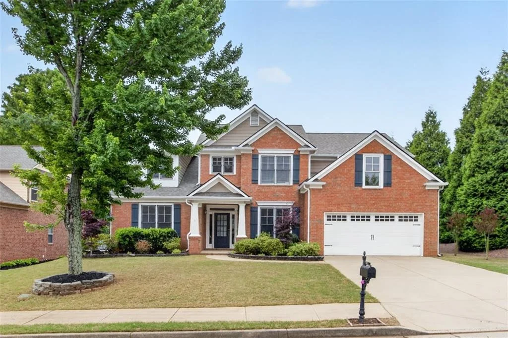 6121 Stillwater Trail