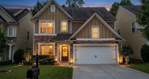 Homes For Sale - 2208 Staunton Drive<br/> Duluth, GA 30096