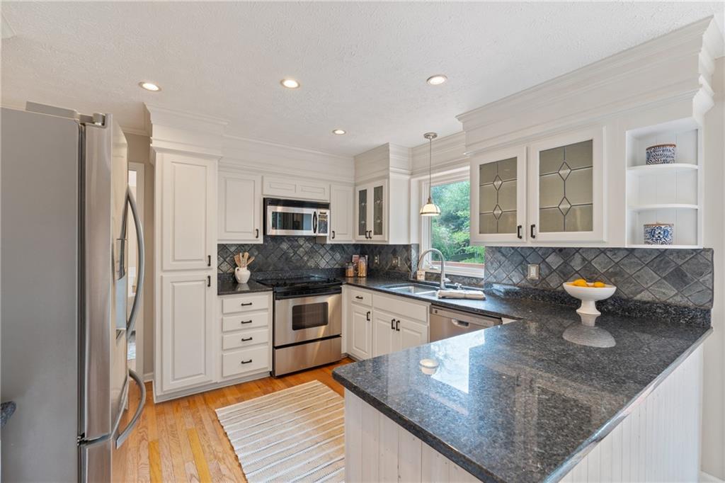 2675 Shadow Pine Drive