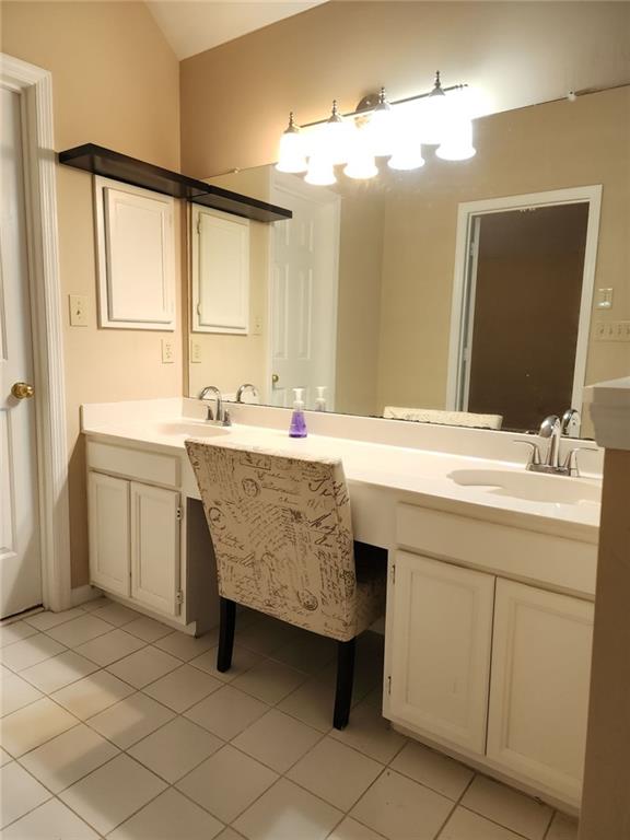 7051 Wind Run Way, Stone Mountain, Georgia image 21