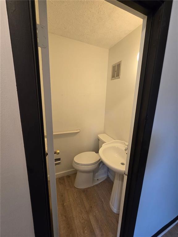 1297 TREE CREEK Court