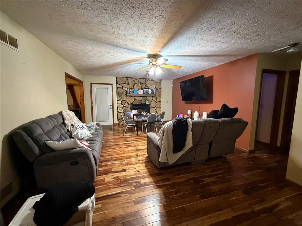 30 Price Drive