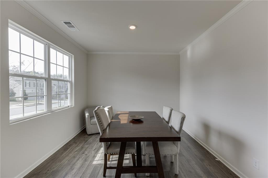 6790 Scarlet Oak Way