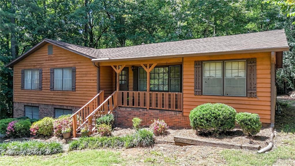 328 Lake Forest Drive