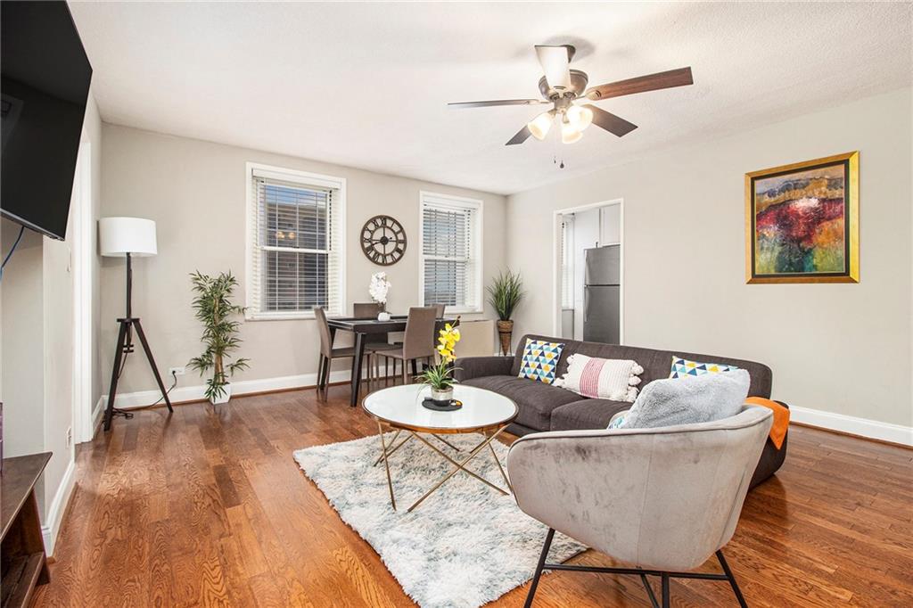 300 W Peachtree Street 21K