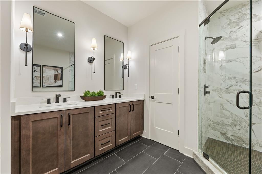 Chiswick - Residential
