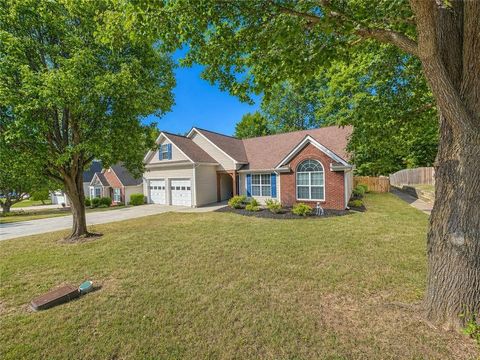 Homes For Sale - 2263 Hansford Pass<br/> Buford, GA 30519