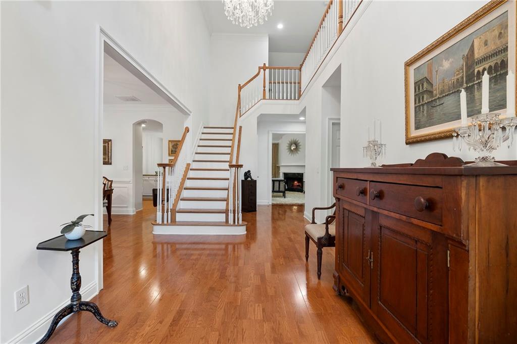 6485 Glen Oaks Lane