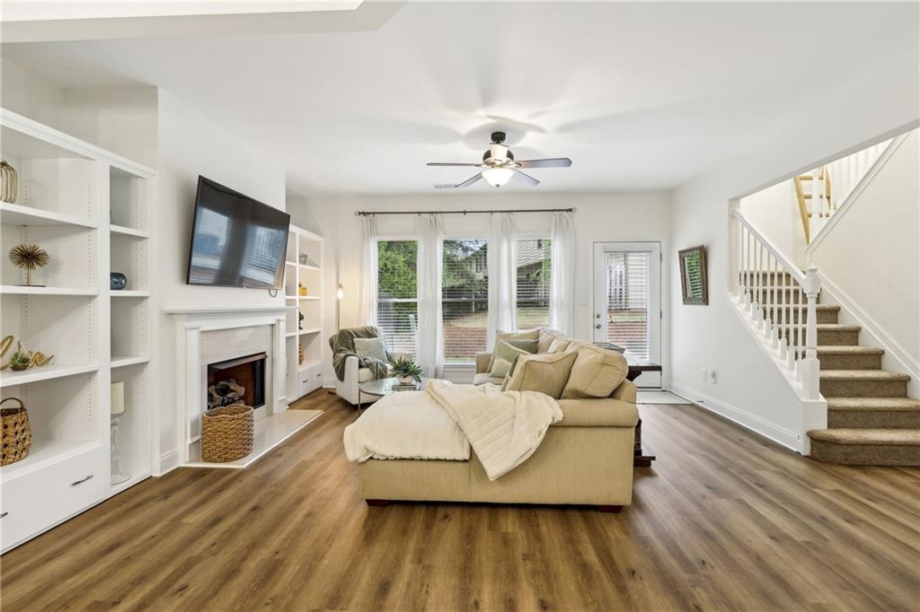 1330 Faircrest Lane