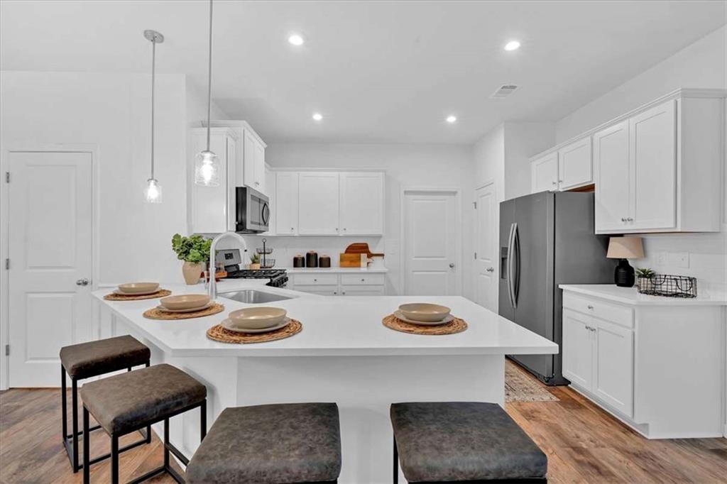 2703 Jordan Lane