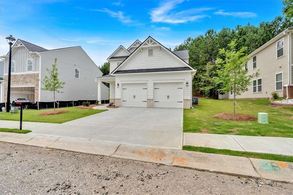 2703 Jordan Lane