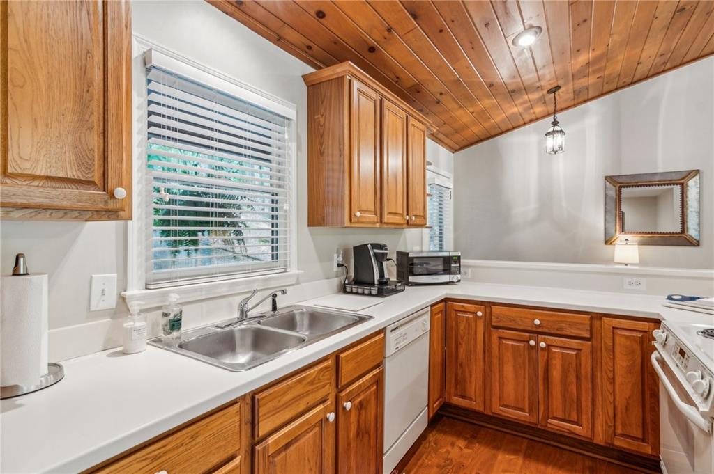 31 Whipporwill Way