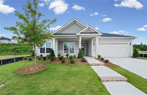 Homes For Sale - 7132 Maple Brook Lane<br/> Flowery Branch, GA 30542