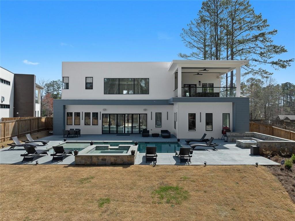 4031 OAK FOREST Circle