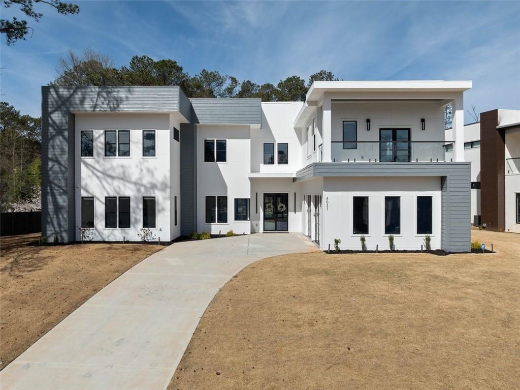 4031 OAK FOREST Circle