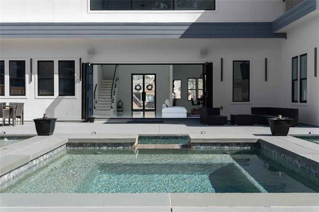 Oakhill Manor - Residential