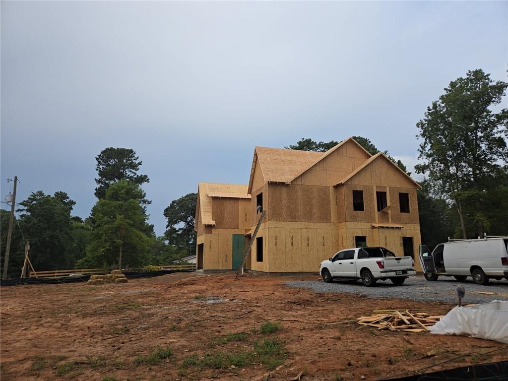 2477 Bobbie Drive