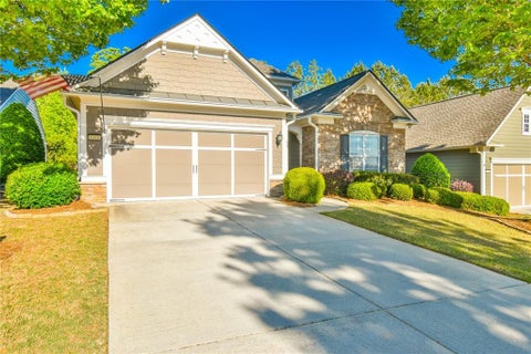Homes For Sale - 6468 Lantern Ridge<br/> Hoschton, GA 30548