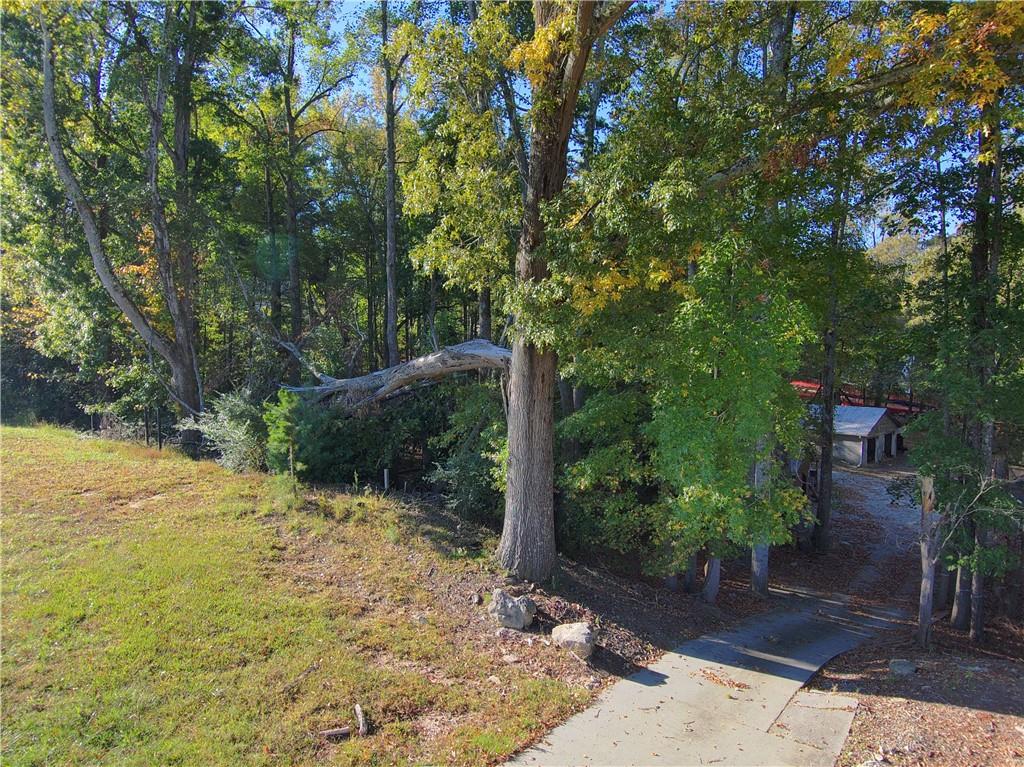 415 N Deshong Road, Stone Mountain, Georgia image 5