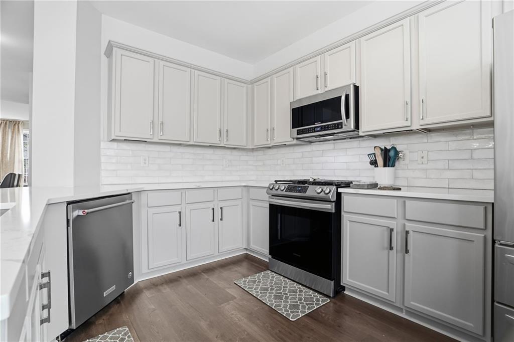 11255 Musette Circle