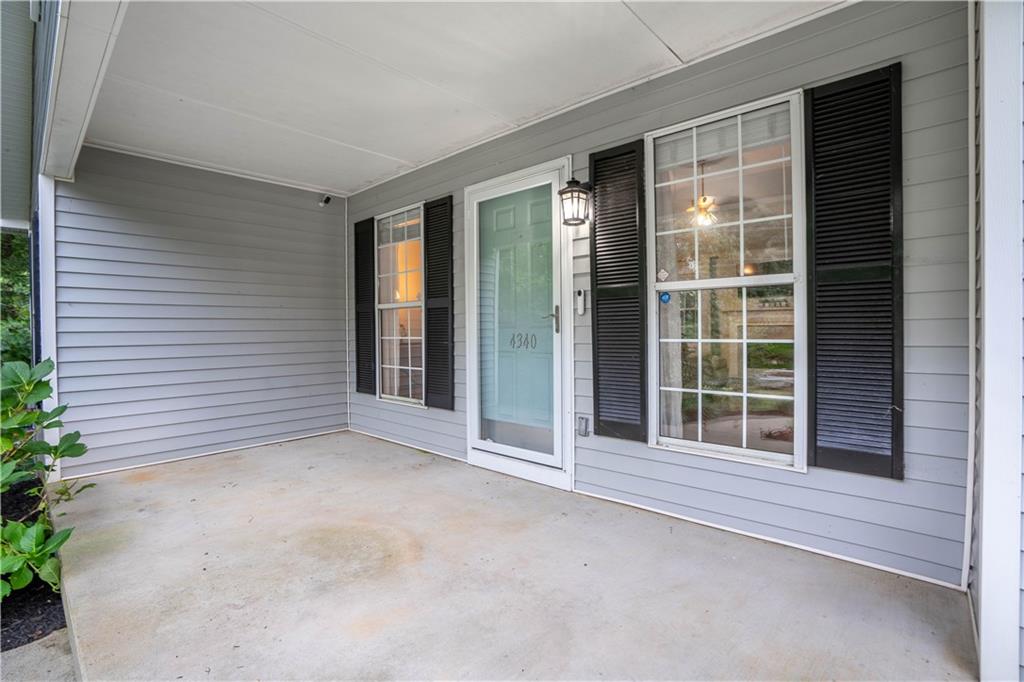 4340 Oak Creek Drive