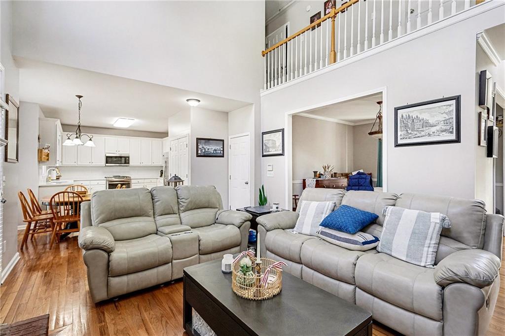 169 Adelaide Crossing