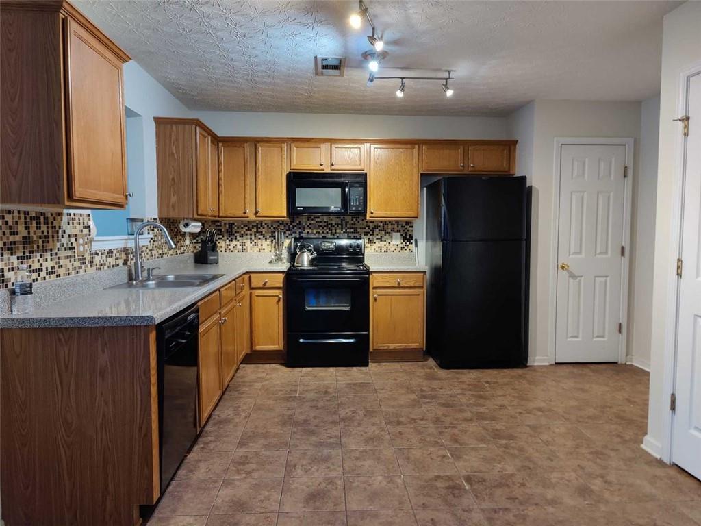 1600 Keystone Drive