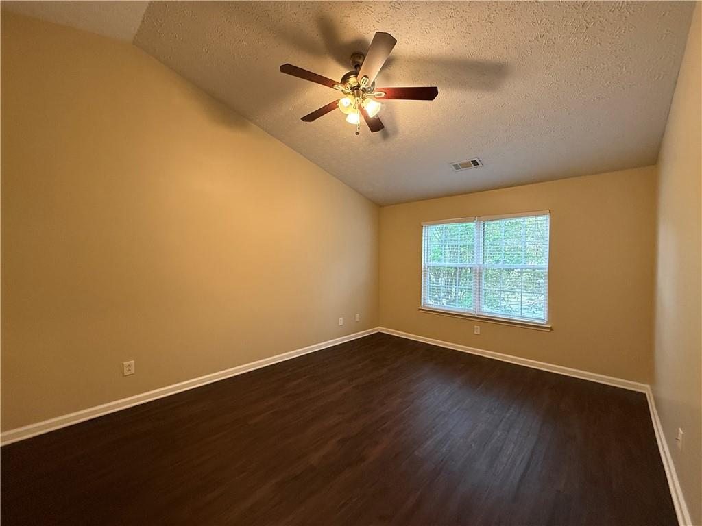 110 Slate Ridge Lane, Loganville, Georgia image 13