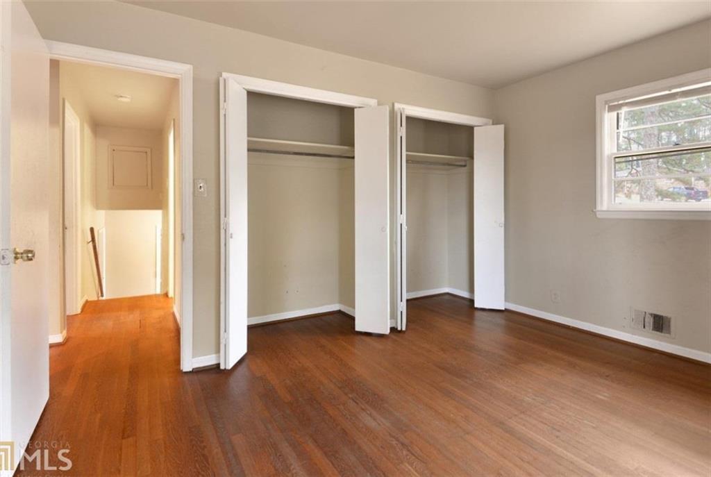 2315 Clifton Springs Manor