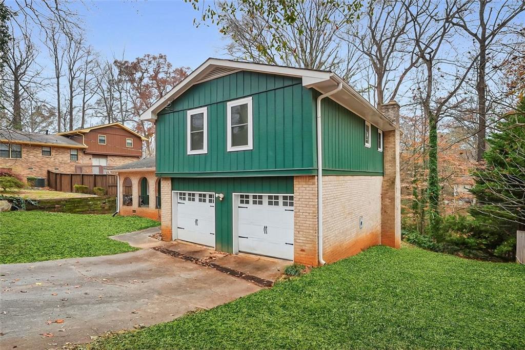 2291 Chevy Chase Lane