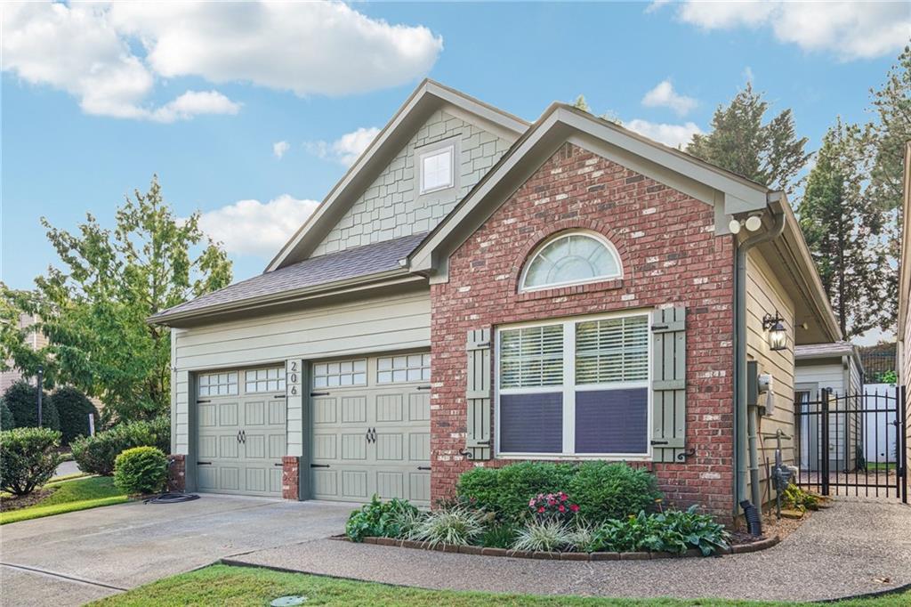 206 Oakleaf Drive