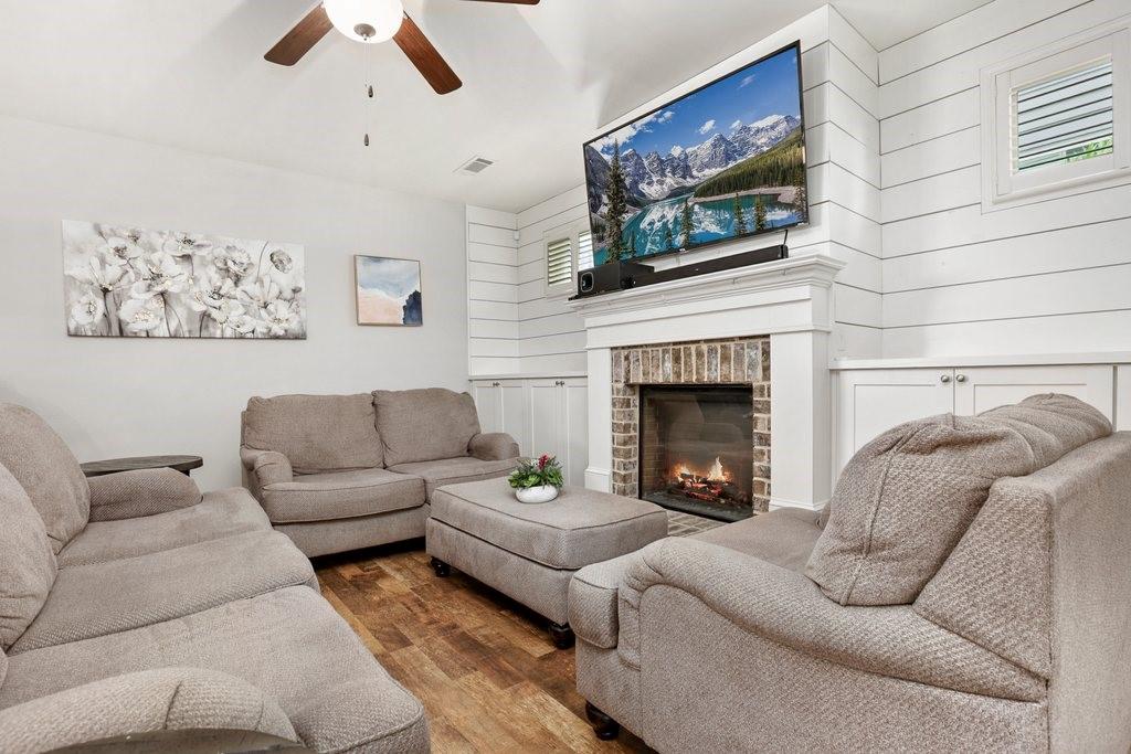 6115 Stella Light Drive