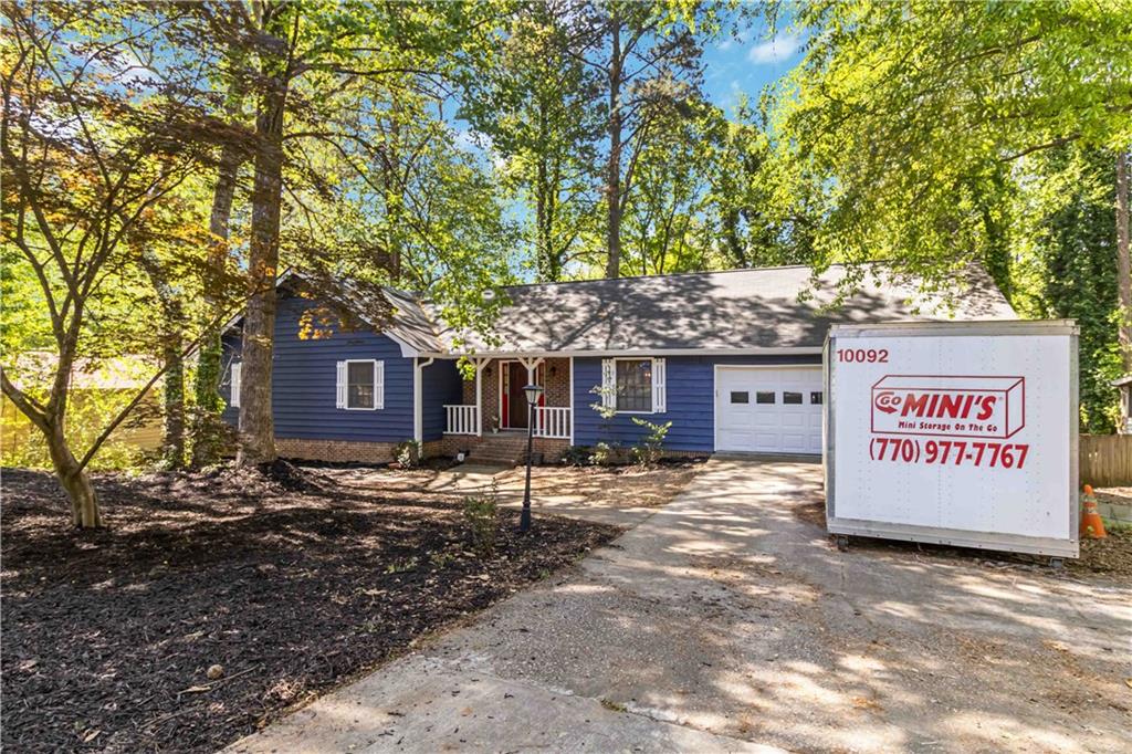 5272 Cumberland Way, Stone Mountain, Georgia image 3