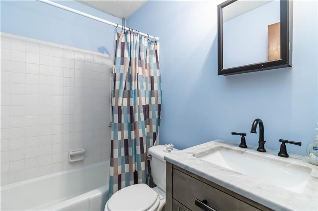 5272 Cumberland Way, Stone Mountain, Georgia image 21