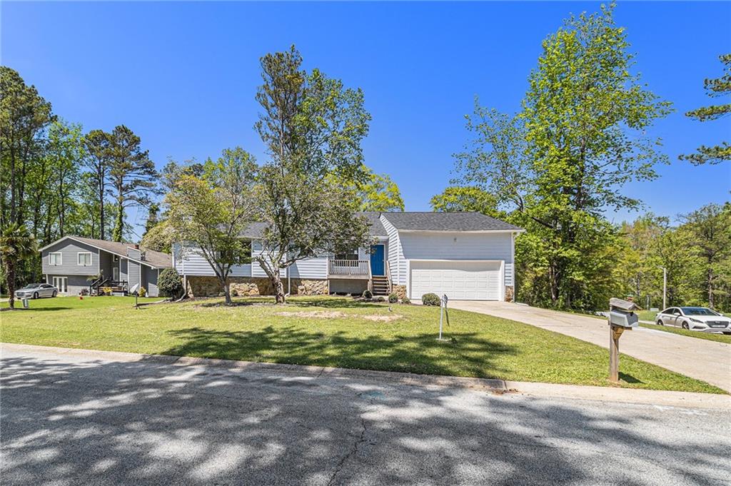 1454 Walnut Log Place
