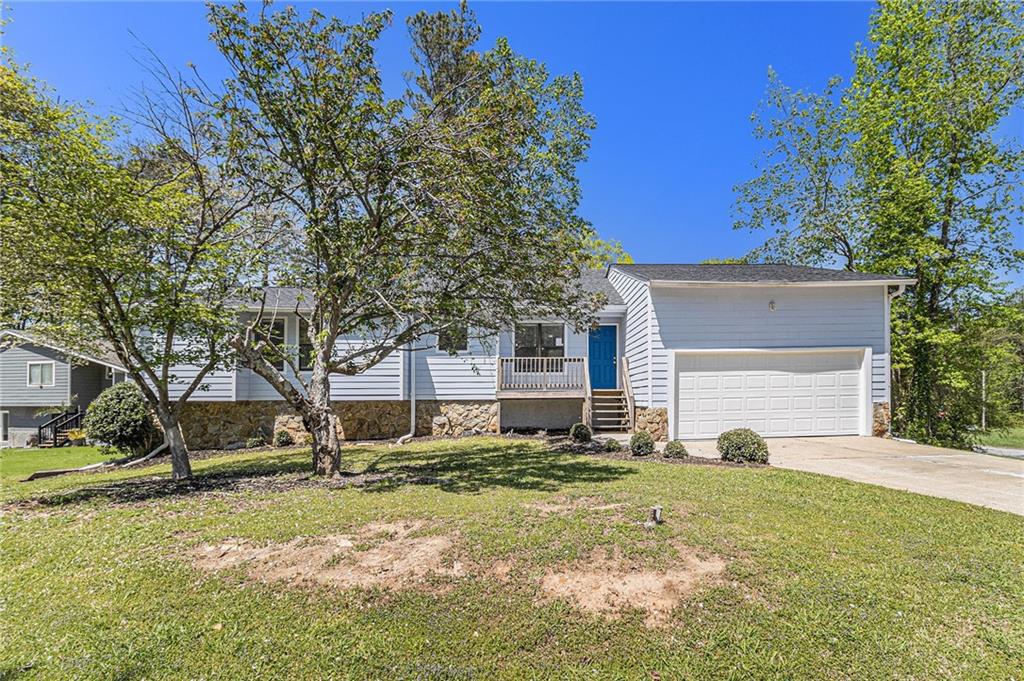 1454 Walnut Log Place