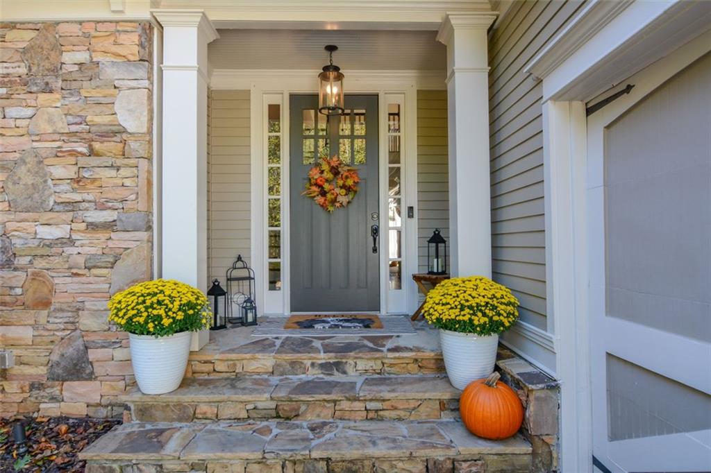 55 SCARLET OAK Lane