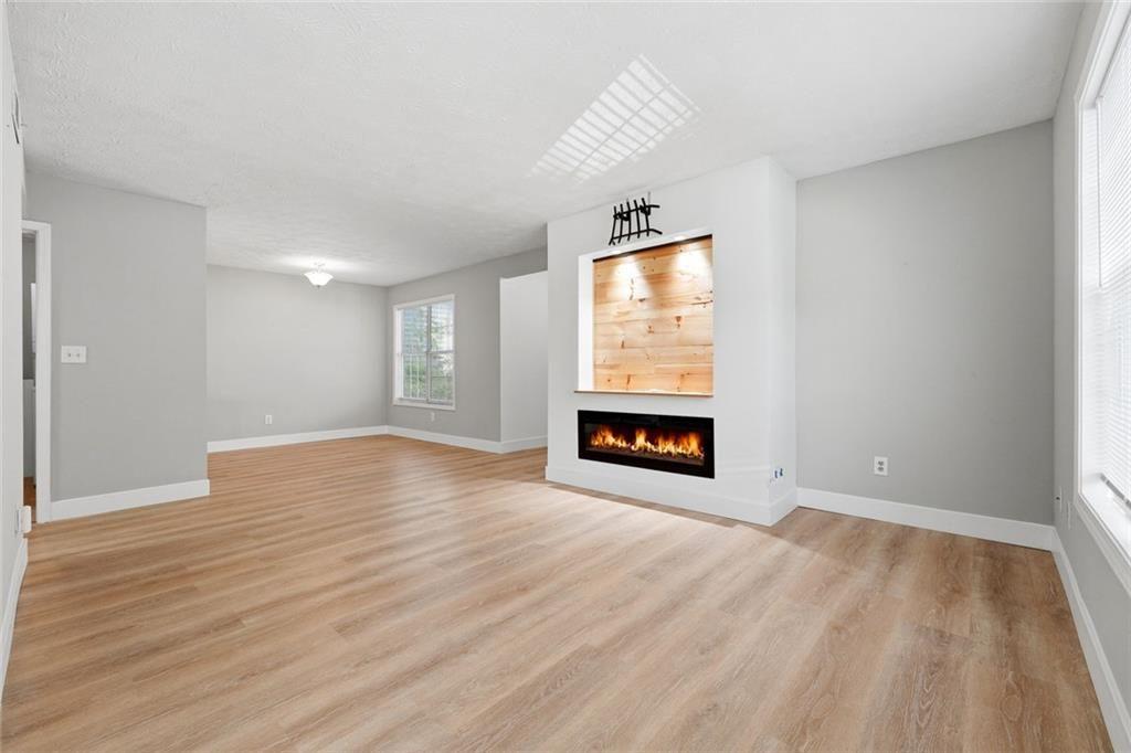 1403 Glenleaf Drive