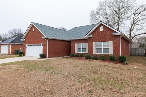 A home in Warner Robins