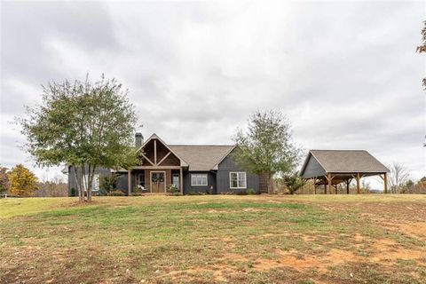 A home in Summerville