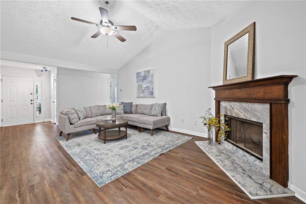 4941 Lighthouse Pointe, Acworth, Georgia image 3