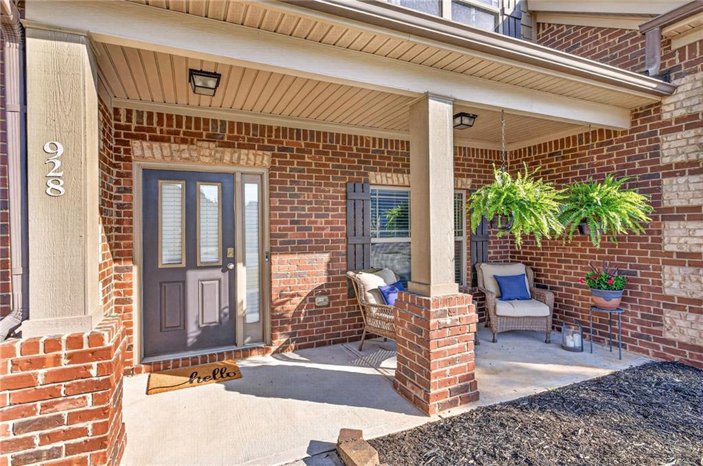 928 Shannon Mist Drive