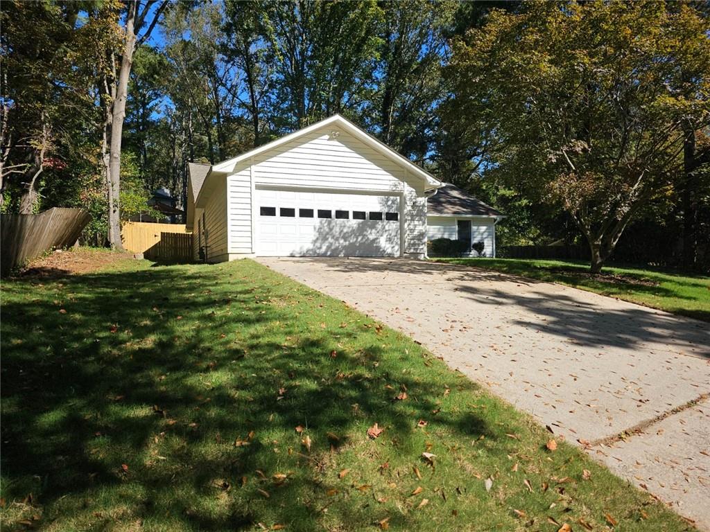 620 Lake Forest Court