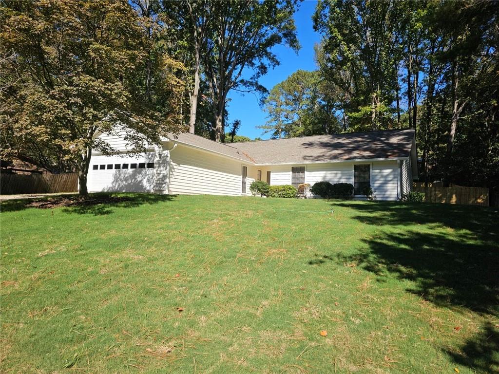 620 Lake Forest Court